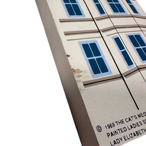 The Cat’s Meow Painted Ladies Series Lady Elizabeth & Victoria’s Parlour Lot 2 - Picture 8 of 8